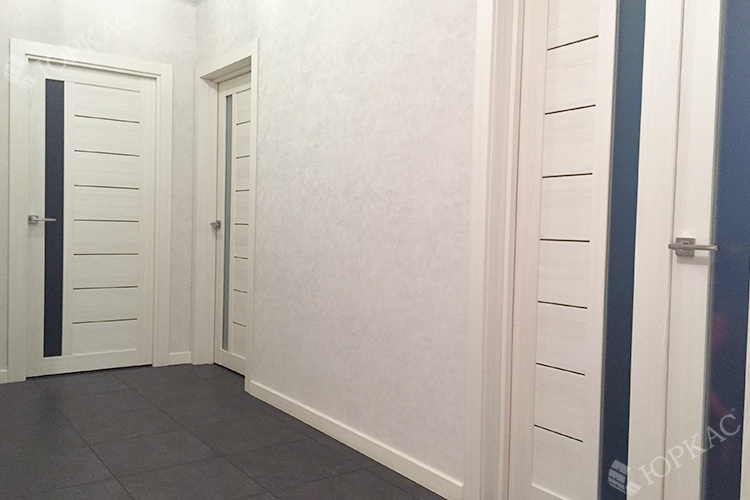 Цвета межкомнатных дверей в интерьере квартиры — фото, какой цвет межкомнатных дверей в моде